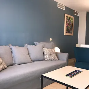 Apartamento Paseo Maritimo Antonio Banderas 아파트