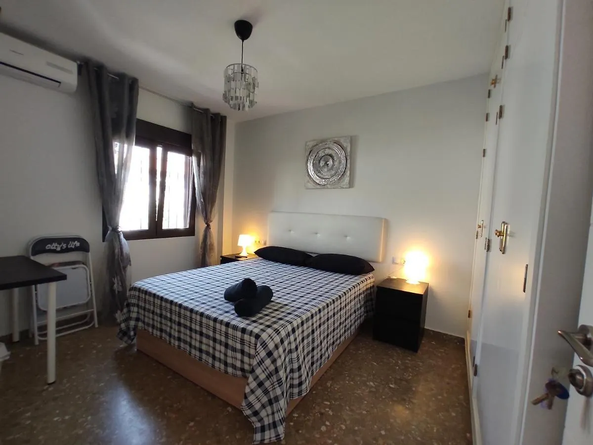 Villa Patricia Málaga Quarto em Acomodações Particulares