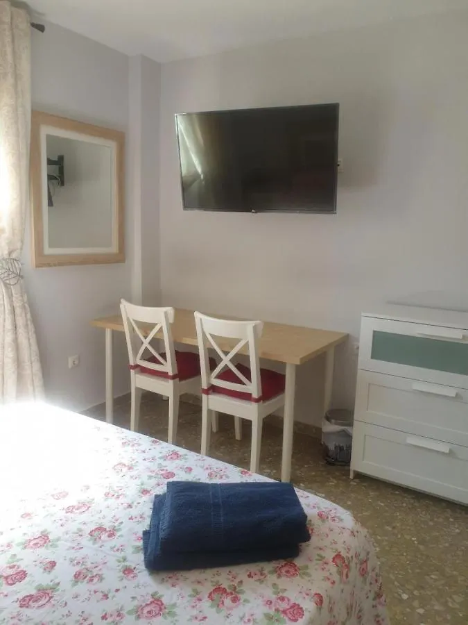 Villa Patricia Málaga Quarto em Acomodações Particulares